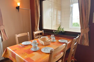 Ferienhaus in Robertville mit Terrasse