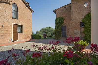 Schönes Bauernhaus in Castelfiorentino mit...