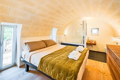 Moderne Villa in Cisternino mit Swimmingpool