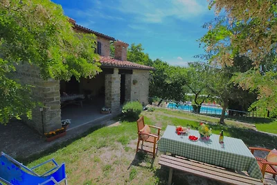 Agriturismo ad Apecchio con piscina