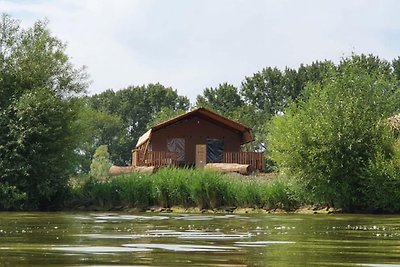 Gezellige tent lodge met sanitair