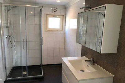 Ferienhaus in Mol mit Terrasse und Wifi