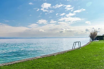 Ferienhaus Violet's Nest - direkt am See