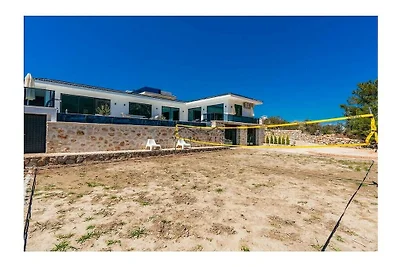Villa in Kalkan mit Schwimmbecken