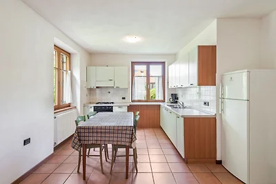 Moderne Ferienwohnung mit Pool in Skigebietsn...