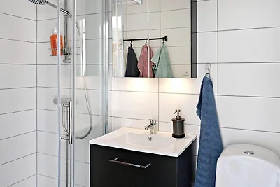 Ruhiger Kustenruckzugsort in Adelso-By Traum