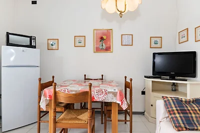 Moderna casa vacanze a Lazise con piscina in...