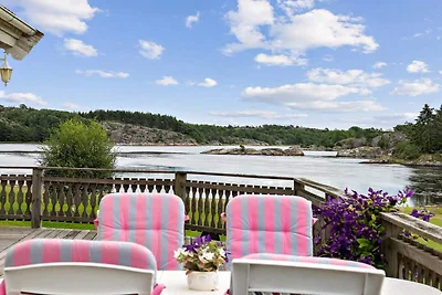 Ferienhaus am Meer mit Balkon und Grill