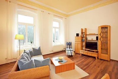 Villa in Gr�nhainichen-Borstendorf