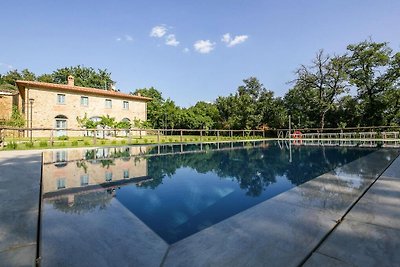 Villa Mezzavia, Castiglion Fiorentino