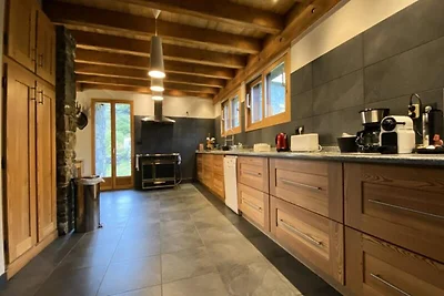 Chalet in Bonnenuit mit Blick auf den Grand...