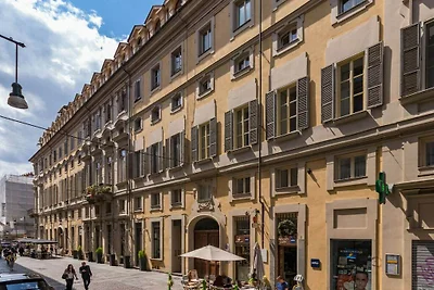 Wohnung in Torino mit Balkon und Parken