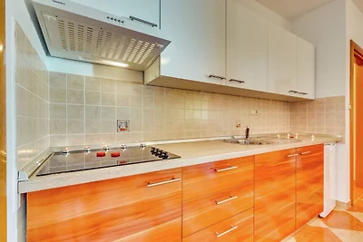 Wohnung in Dramalj mit Meeresstrand