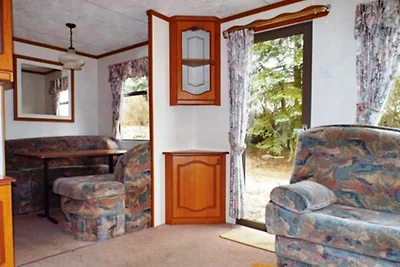 Mobile Home im Ferienpark mit Seezugang