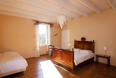 Bella villa con piscina a Sigoulès