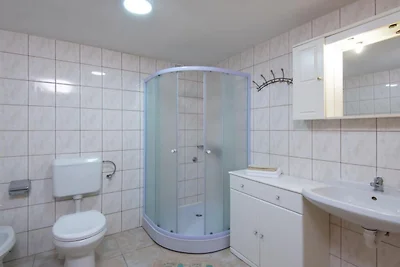 Peaceful Apartments Harfa - Two Bedroom Apart...