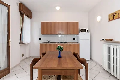 Gerהumige Wohnung mit Garten