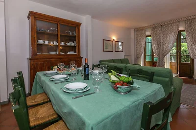 Ferienhaus 5 km von Siena in den Hügeln