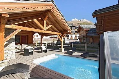 Schönes Chalet mit Sauna und privatem Pool