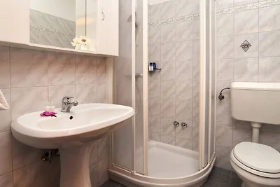 Splendid Beachfront Medveja Apartments - Stud...