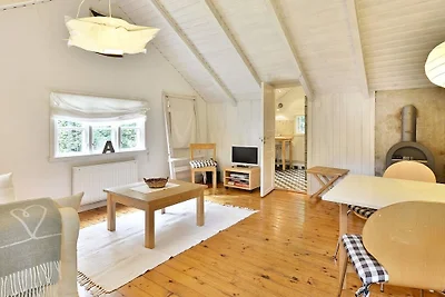 4 Personen Ferienhaus in HALLABRO-By Traum