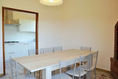 Autentica e storica casa vacanze con interni...