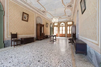 Moderna casa vacanze a Romano con giardino