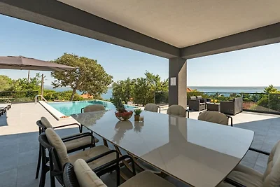 Seaview Villa A`More with heated pool