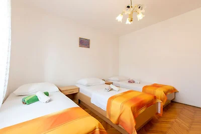Geräumiges Appartement in Tribanj mit...