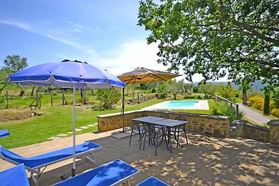 Lussuosa villa con piscina a Cortona
