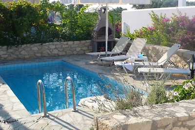 Luxuriöse Villa in Loutra Griechenland