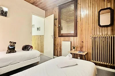 SCHÖNE 2 ZIMMER FÜR 4 PERSONEN IDEAL GELEGEN