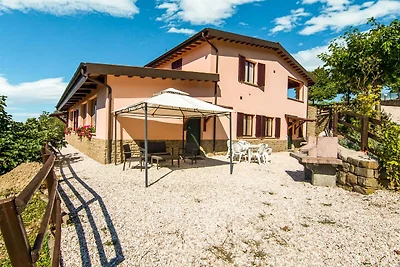 Bauernhaus in Apecchio mit Strand am Meer