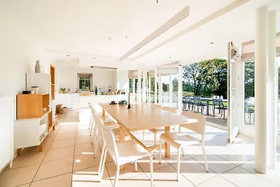 Luxuriöses Ferienhaus mit Swimmingpool in...