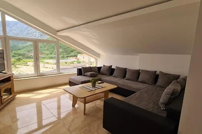 Apartment with One Bathroom