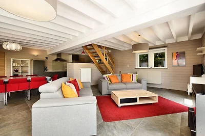 Modernes Ferienhaus für Familien in Houffaliz...