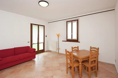 Gemütliches Ferienhaus in Tredozio mit Grill