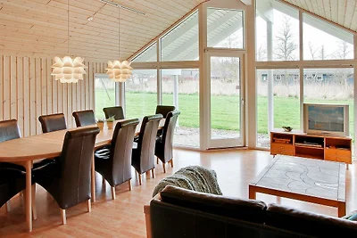 14 Personen Ferienhaus in Idestrup-By Traum