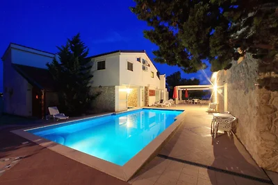 Ferienhaus in Starigrad Paklenica