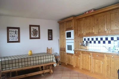 Chantel Residence mit vier Zimmern