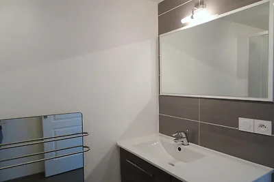 Steinhaus in Bricqueville nahe Sandstrand