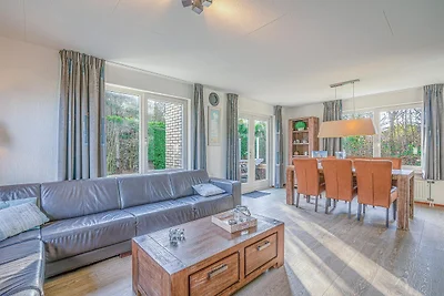 Charmante Villa in der Nähe von Meer und Wald