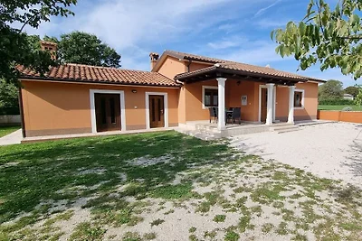 Villa in Žminj met zwembad