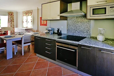 Casa spaziosa con terrazza privata vicino al...