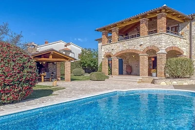 Villa in Baderna mit Schwimmbecken