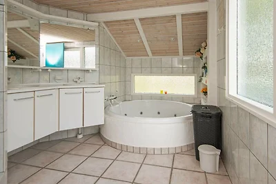 8 person holiday home in Glesborg