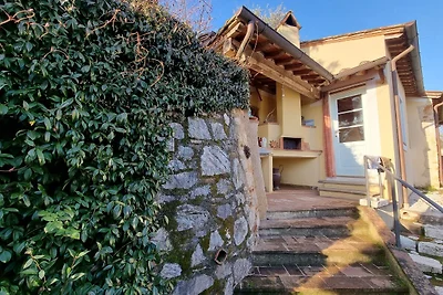 Wohnung in Orbicciano mit Pool