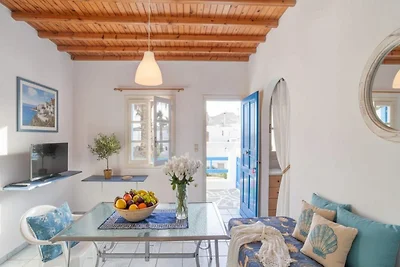 Haus in Ornos mit Meerblick