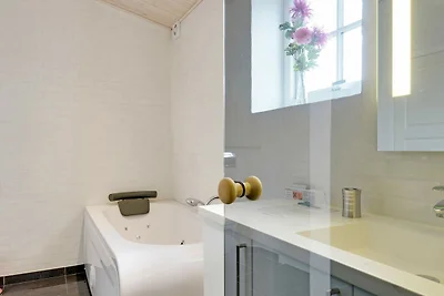 Luxus-Ruckzug mit Spa -- By Traum...