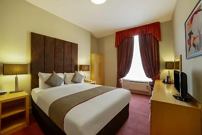 Brentwood Aberdeen City Centre | Camera...